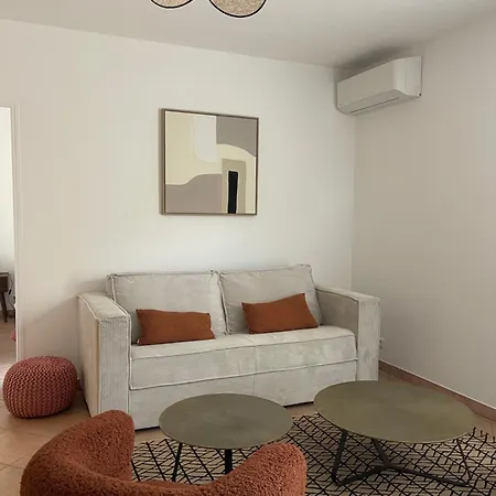 Vue En Plein Centre 卡尔维